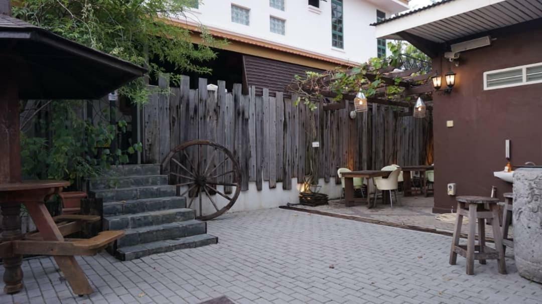 Kinta Bali Villa Ipoh Esterno foto